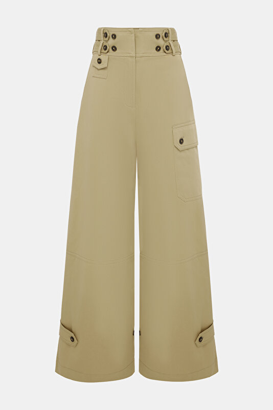 BEIGE TROUSERS