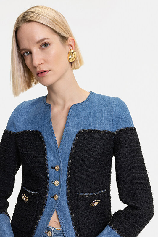 BLACK V NECK JACKET 3