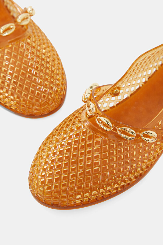 CARAMEL FLAT SHOES 4