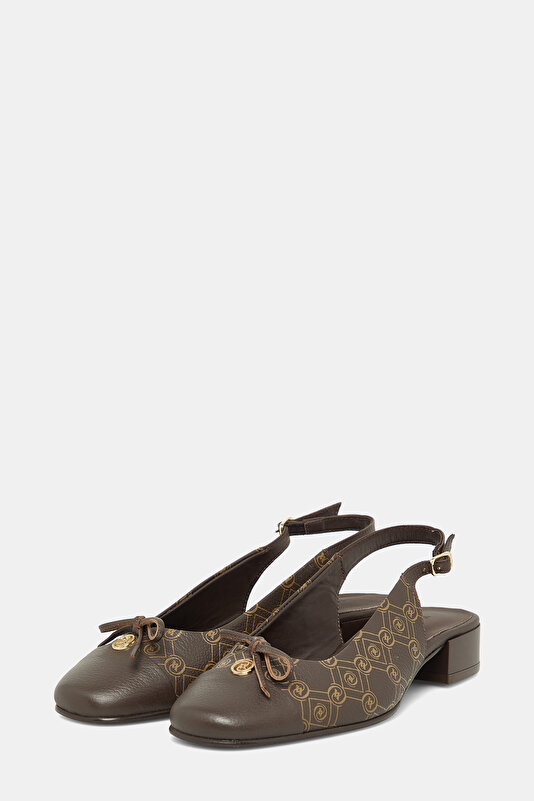 BEIGE FLAT SHOES 2