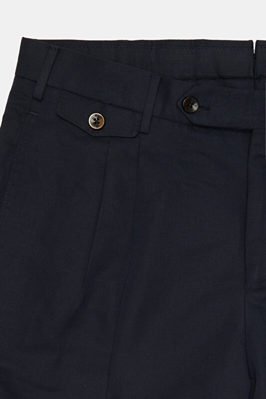 NAVY BLUE COTTON/LINEN BERMUDA 4