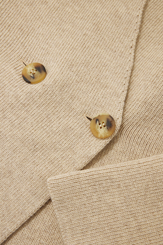 BEIGE CARDIGAN 4