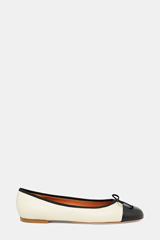 DORE FLAT SHOES