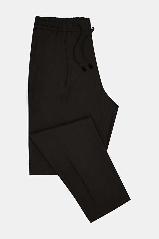 BROWN TROUSERS