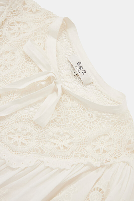 CREAM BLOUSE 3