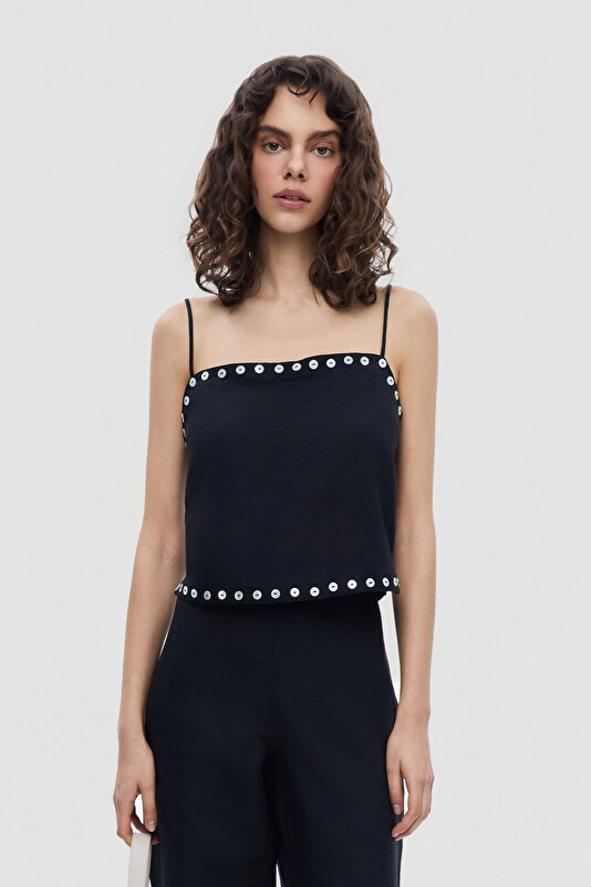 BLACK SLEEVELESS SUSPENDER BLOUSE