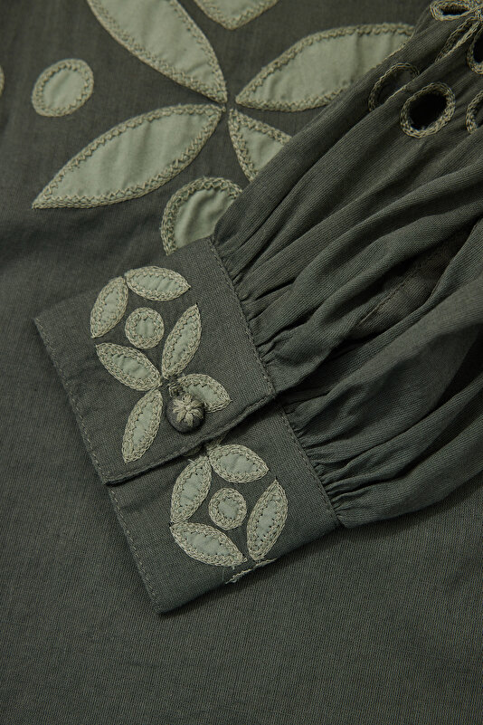 KHAKI BLOUSE 4