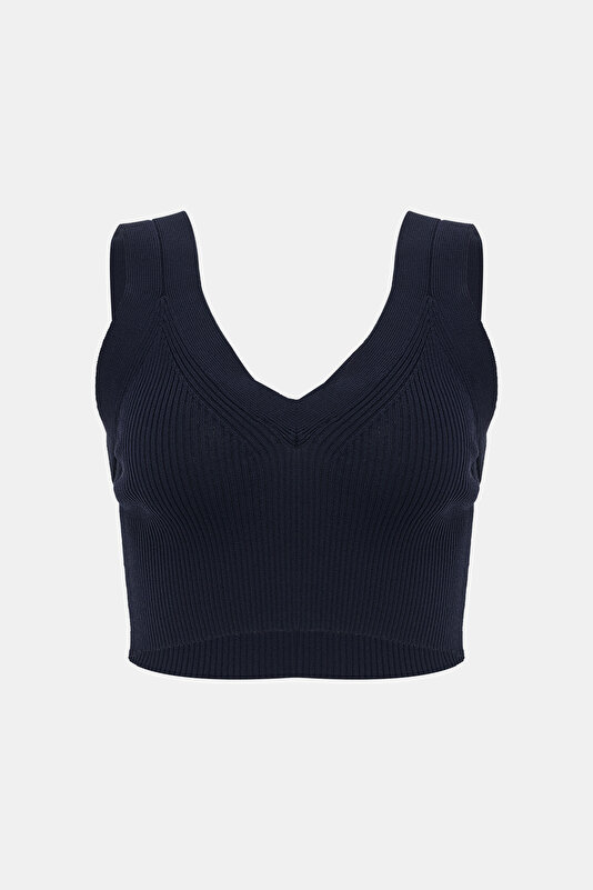BUSTIER