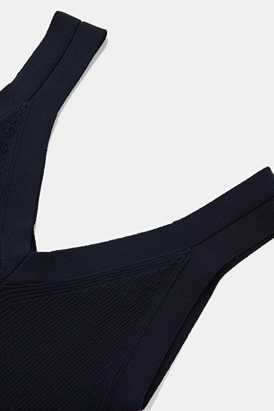 BUSTIER 3