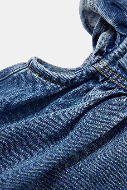 BLUE SLEEVELESS BLOUSE 4