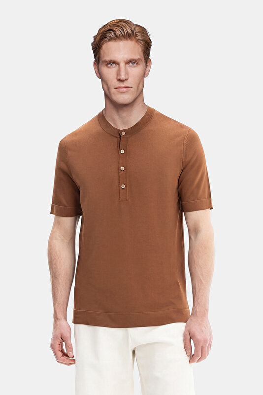 HAKİM YAKALI KISA KOL TRİKO T-SHIRT
