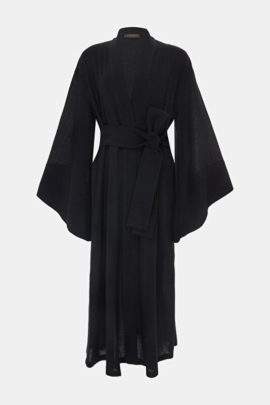 BLACK KIMONO