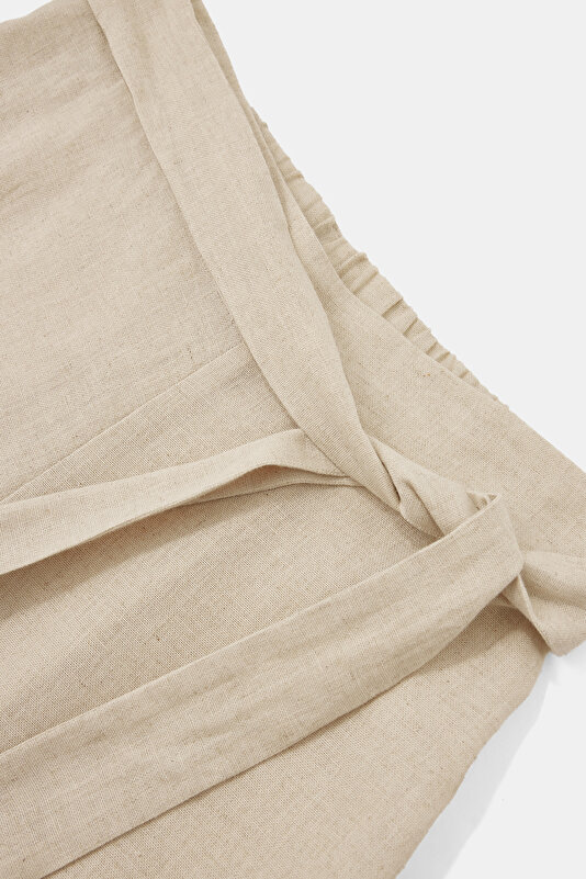 BEIGE TROUSERS 4