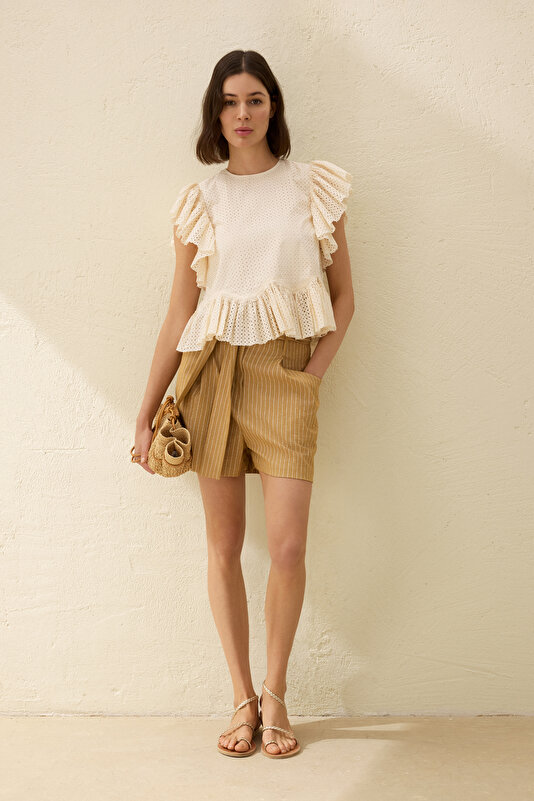 CAMEL SHORTS