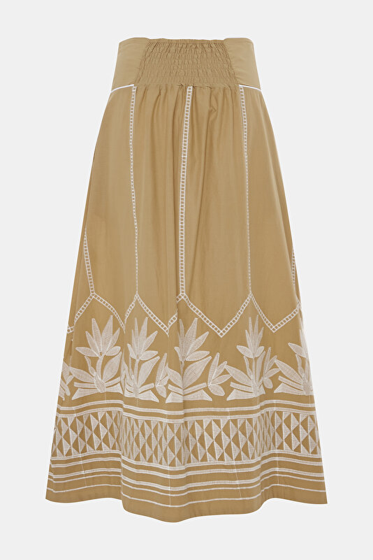 BEIGE SKIRT 2