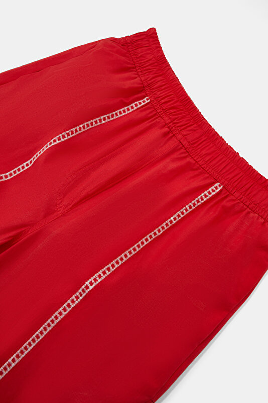 RED TROUSERS 3