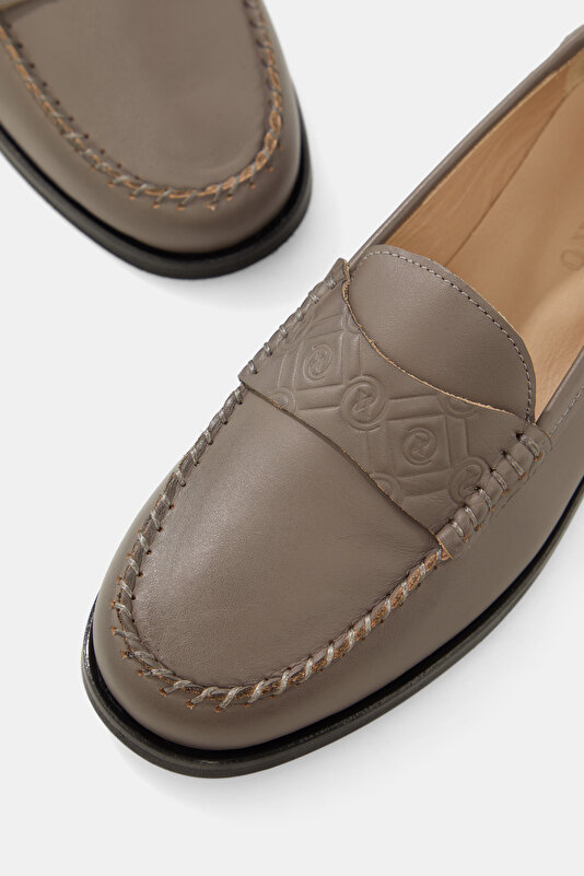 MINK MONOGRAM LEATHER SHOE 4