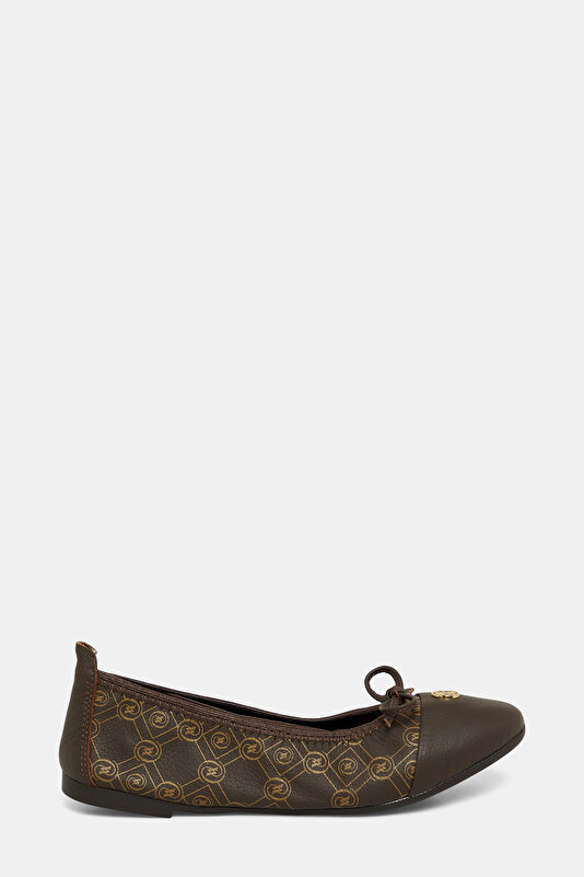BEIGE FLAT SHOES
