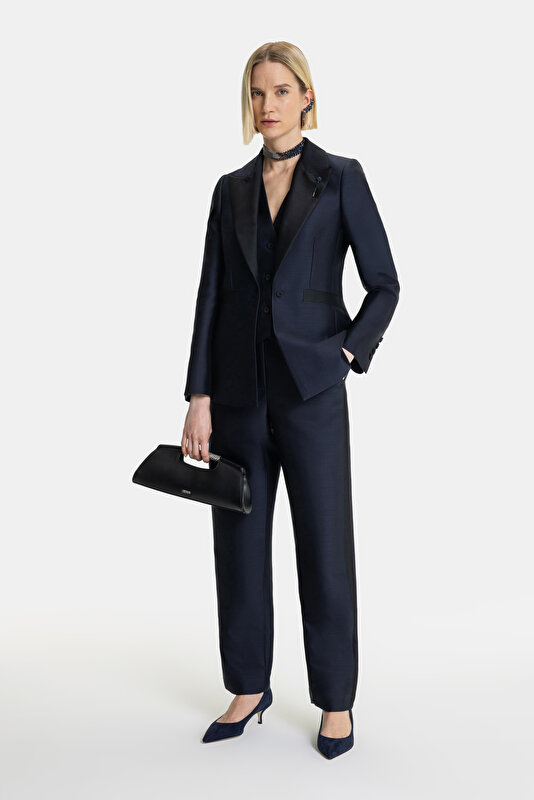 NAVY BLUE SWALLOW COLLAR JACKET 4