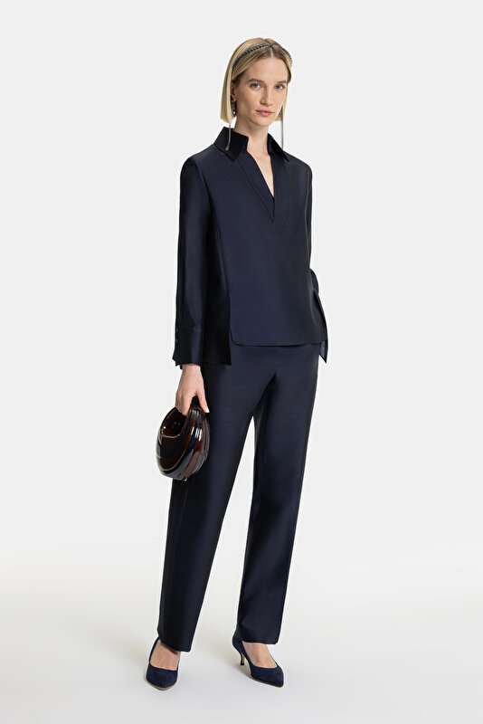 NAVY BLUE SKINNY LEG TROUSERS