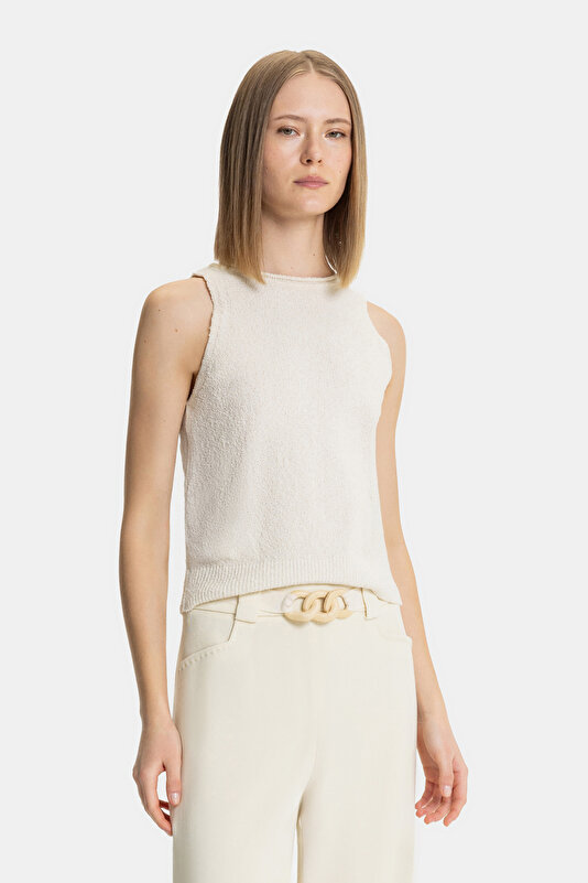 ECRU BASIC / ROUND NECKLINE TRICOT