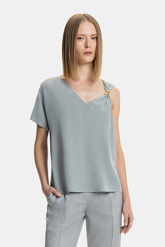 MINT V NECK SHORT SLEEVE BLOUSE