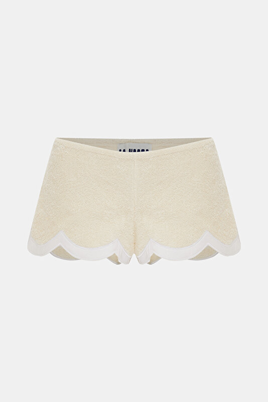 BEIGE SHORTS