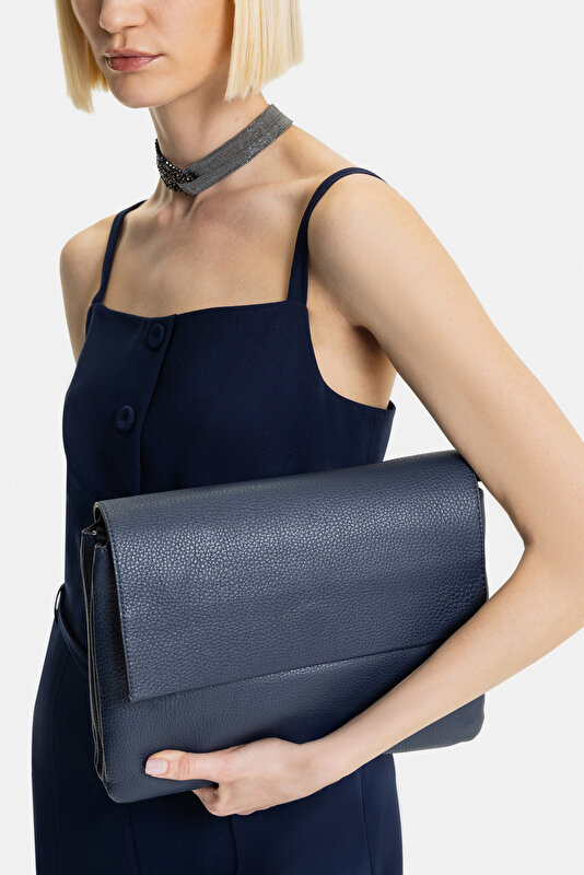 NAVY BLUE SQUARE SLEEVELESS SUSPENDER JUMPSUIT 3