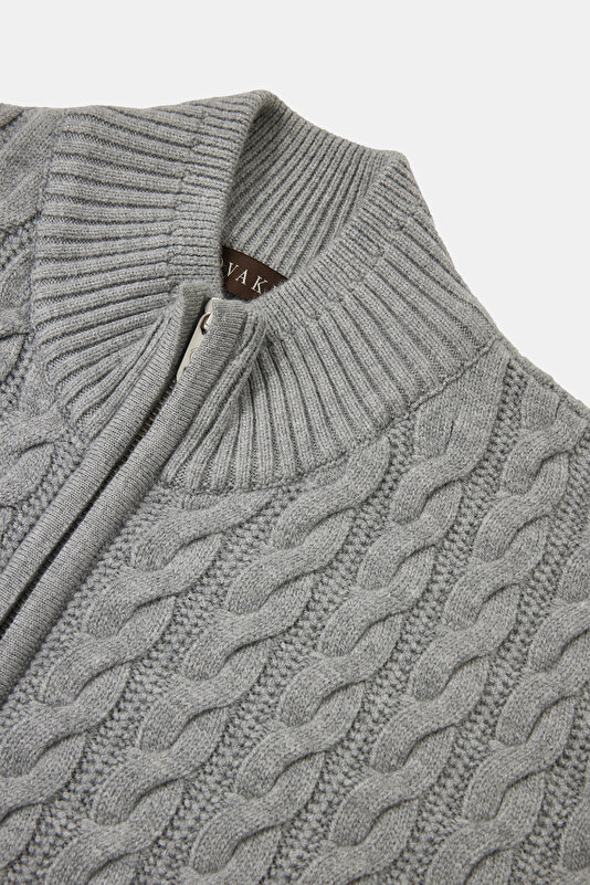 LIGHT GREY KNITTING DESIGN TRICOT 3