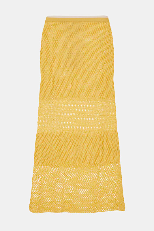 YELLOW SKIRT 2