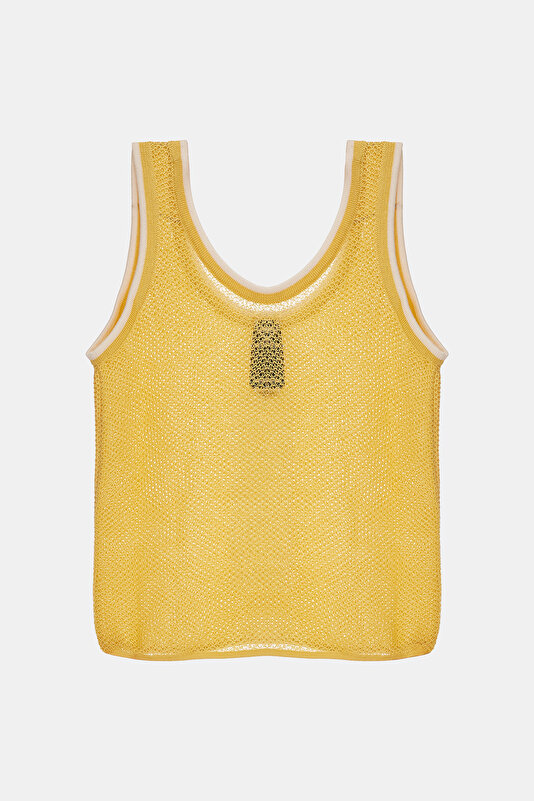 YELLOW BLOUSE 2