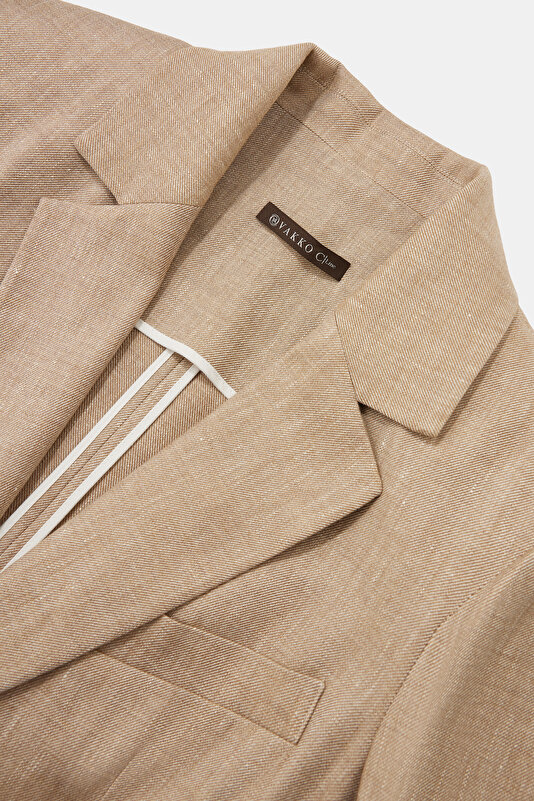 BEIGE JACKET 3