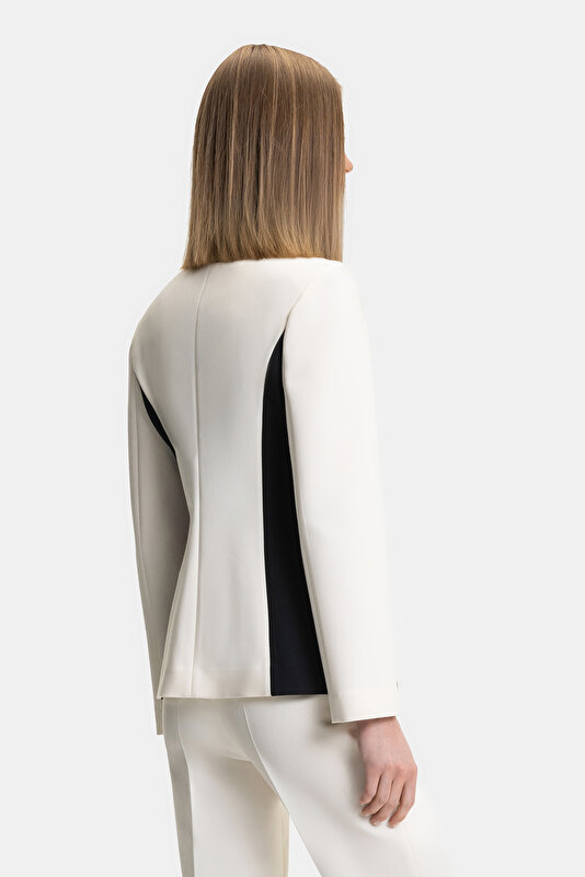 BLACK MANDARIN COLLAR JACKET 2
