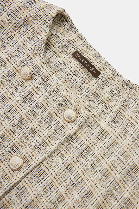 BEIGE JACKET 3