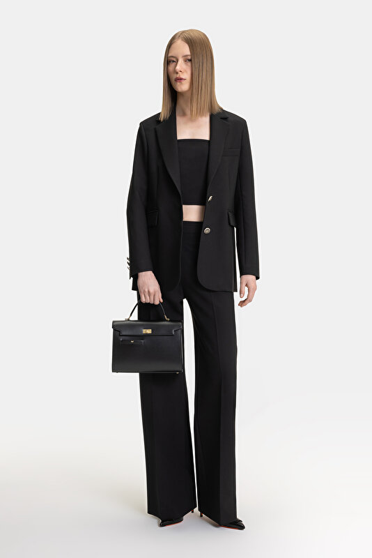 BLACK JACKET 4