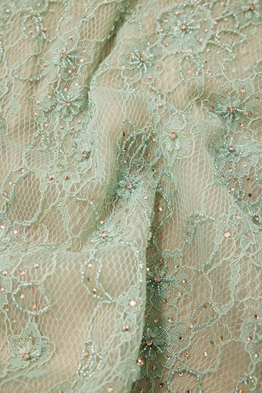 DRESS 4