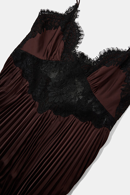 DRESS 3