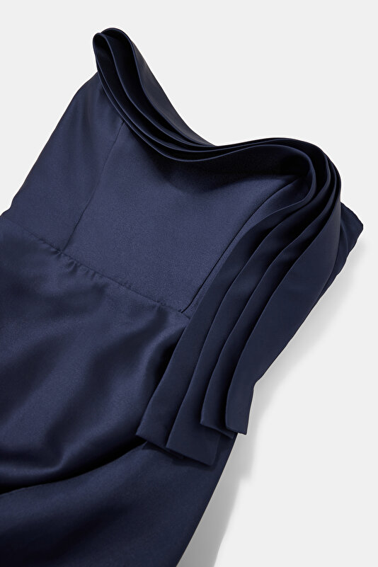 DRESS 3