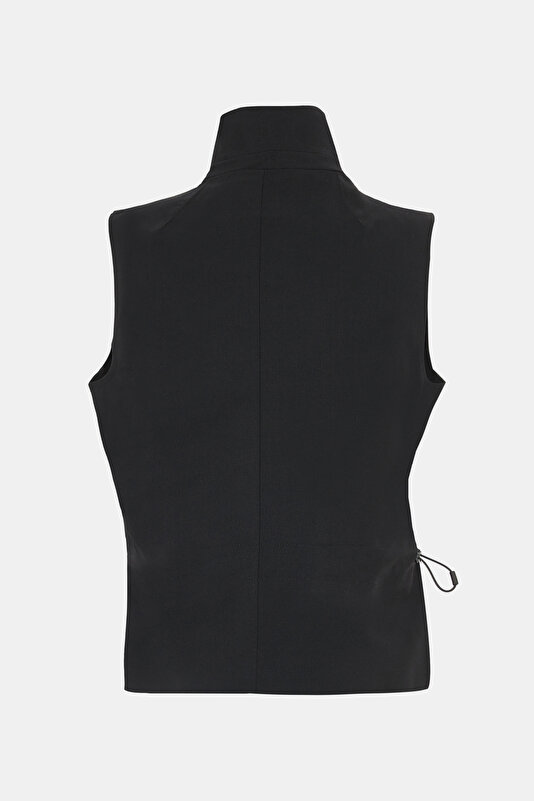 BLACK VEST 2