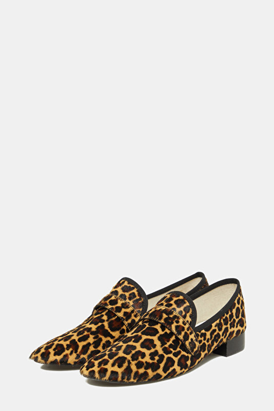 MULTICOLOR DESIGN FILLED SHOE 2