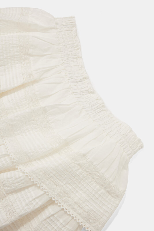 WHITE SKIRT 3