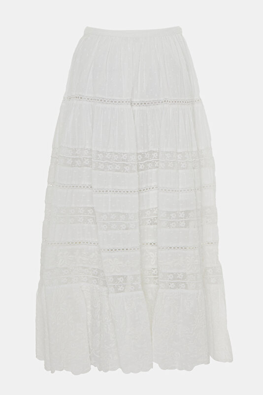WHITE SKIRT 2