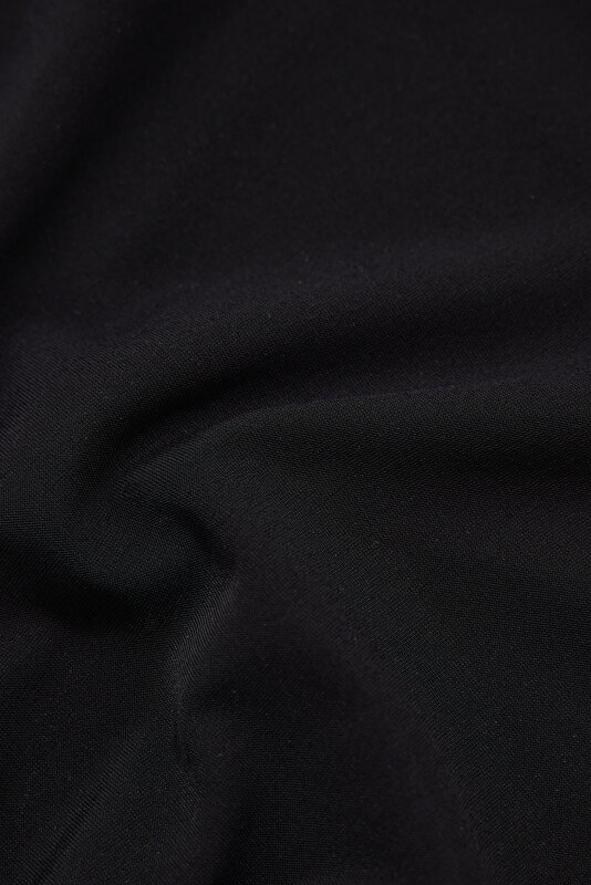 BLACK SWIMSUIT 4