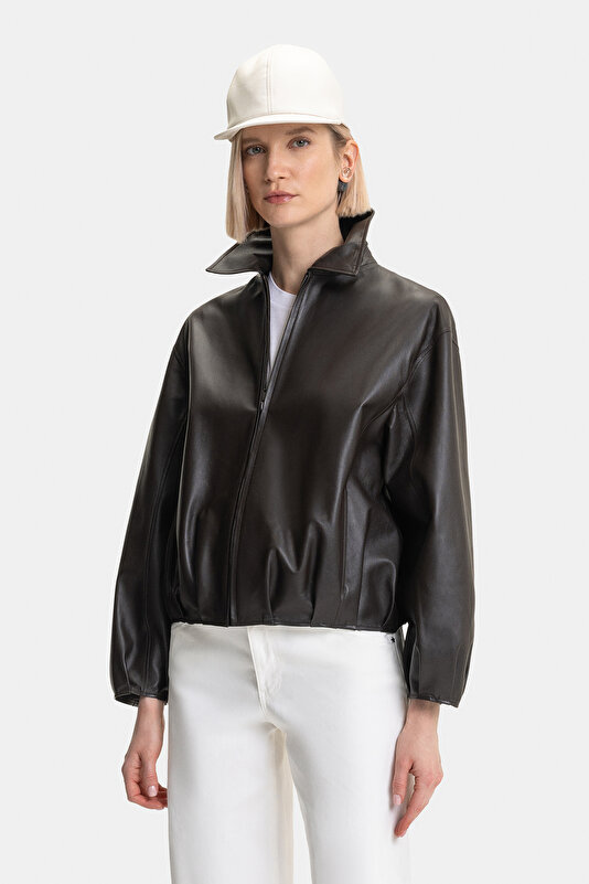 BROWN JACKET