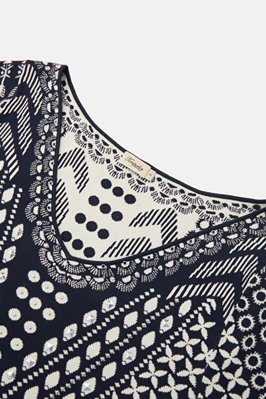SILVER BLOUSE 3