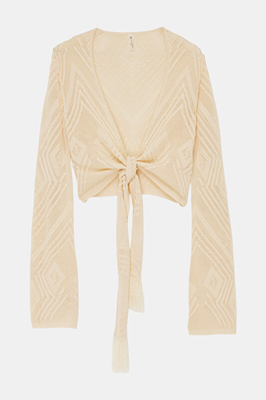 CREAM BLOUSE