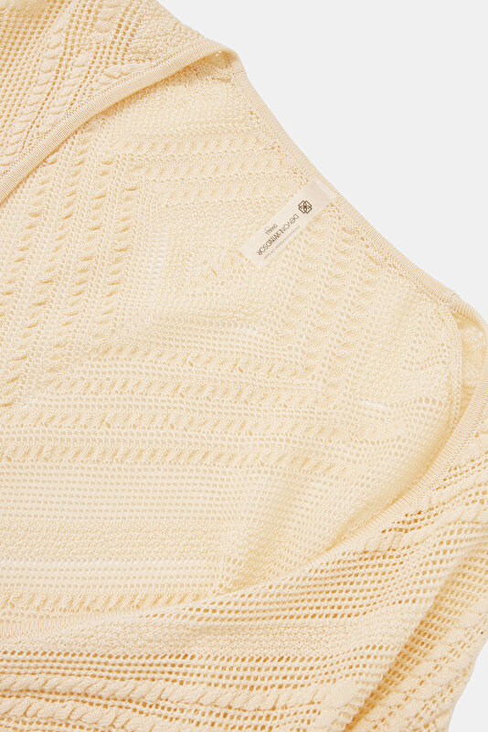 CREAM BLOUSE 3