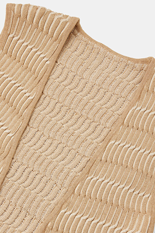 LIGHT BEIGE KIMONO 3