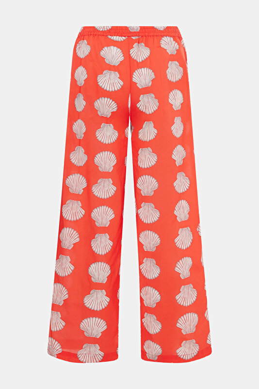 RED TROUSERS 2