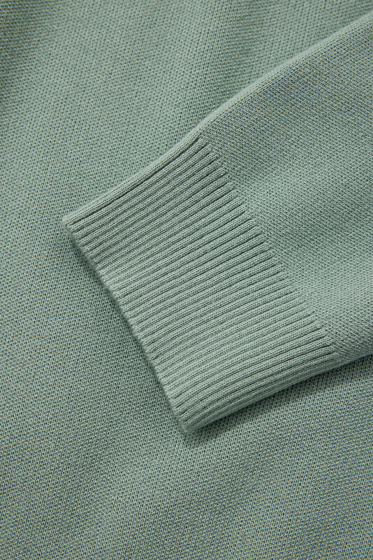 LIGHT GREEN 1/2 TURTLENECK TRICOT 4